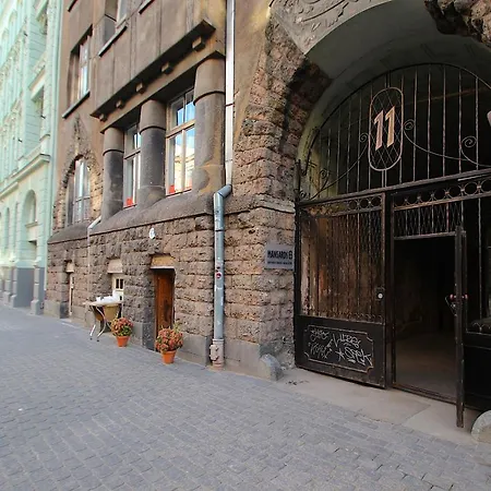Apartamento Elegant Art Nouveau For Rent In Center